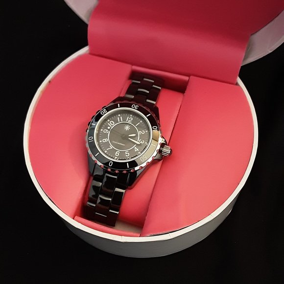 Isaac Mizrahi | Accessories | Isaac Mizrahi New Ladies Watch 